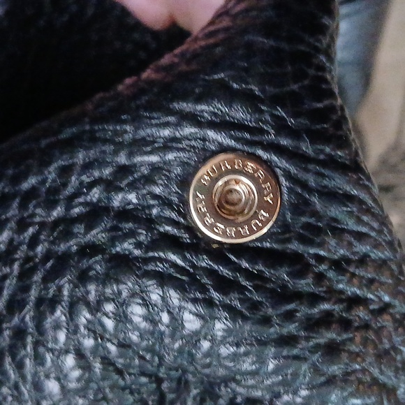 BURBERRY NWOT Auth Large Handbag Bag Satchel Lock & Key Black Pebbled Leather - Picture 7 of 9